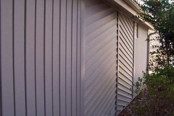 beautiful glossy brand new property siding